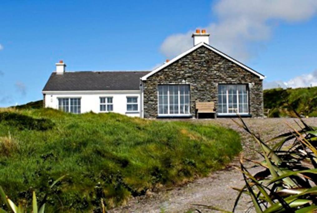 Апартаменты Ring Of Kerry - Einmaliger Blick Auf Skelligs Clynacartan Экстерьер фото